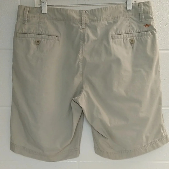DOCKERS CLASSIC KHAKI 4 POCKET 100% COTTON  SHORTS - Picture 2 of 10